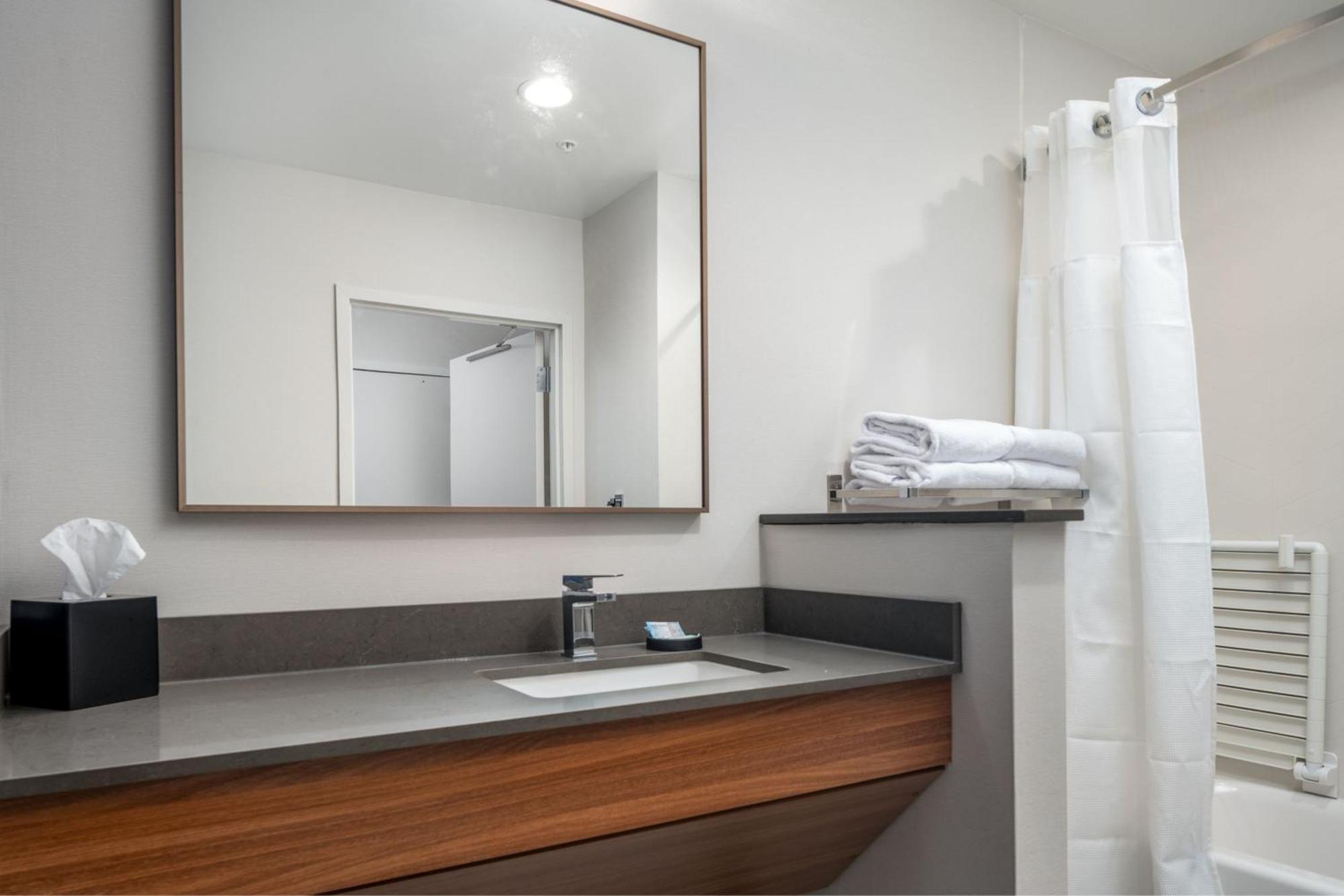 Fairfield By Marriott Inn & Suites Albertville Екстериор снимка